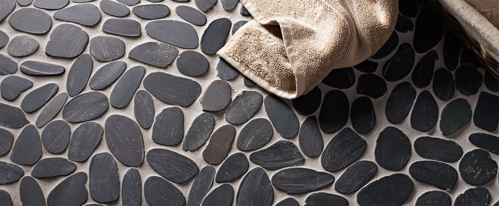 Pebble Natural Stone Mosaics Tiles