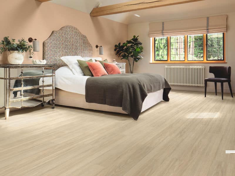 luxury vinyl tiles, karndean is perfect for internal areas and comes in many colours