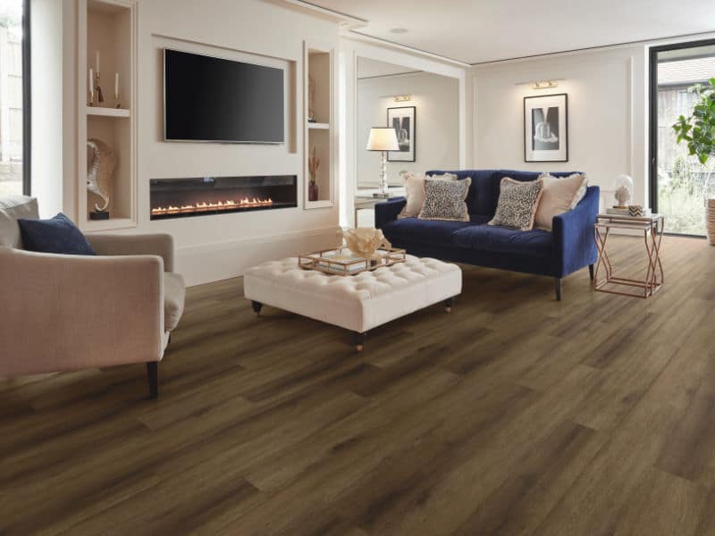 luxury vinyl tiles, karndean is perfect for internal areas and comes in many colours