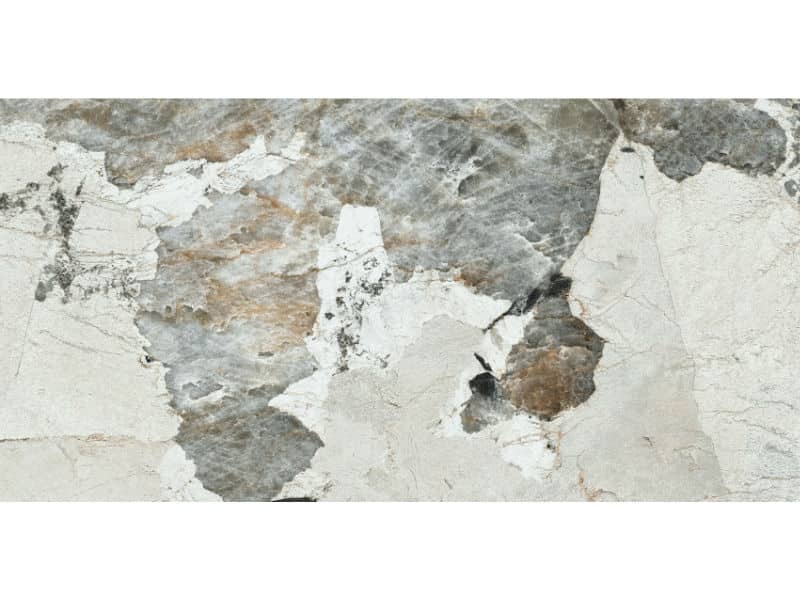 Marble effect porcelain tiles with many different faces in matt and gloss