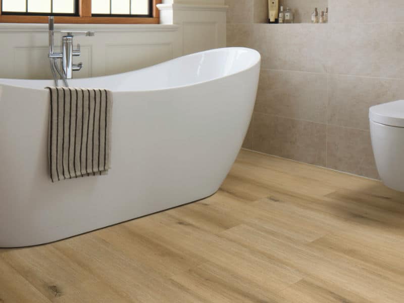 luxury vinyl tiles, karndean is perfect for internal areas and comes in many colours