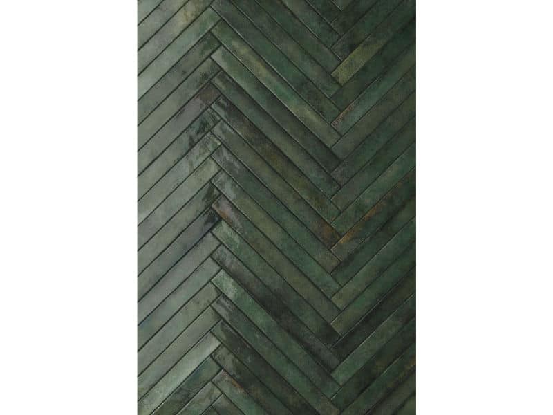 Slim porcelain gloss wall tile