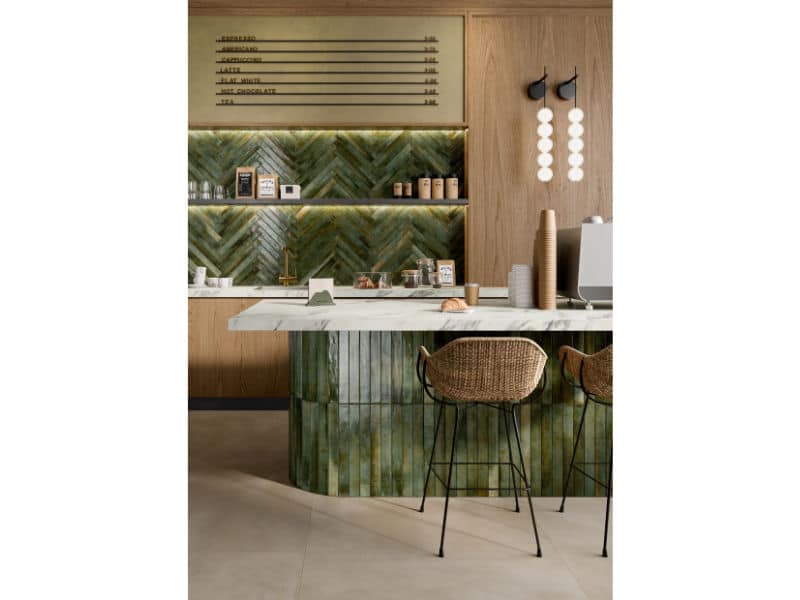 Slim porcelain gloss wall tile